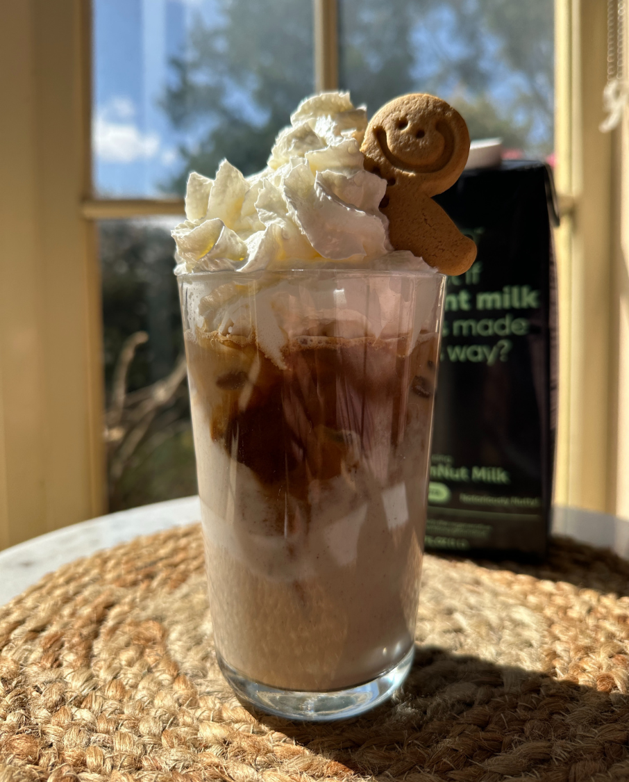 Gingerbread BamNut Latte